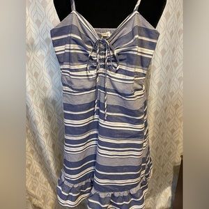 Dress like New Lola Grace Size Medium but fits Small with side zipper!(#942)